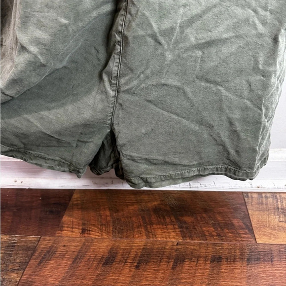 Aerie Army Green Chambray Romper Shorts with Button Down Bodice with Pockets (M) - Picture 2 of 6